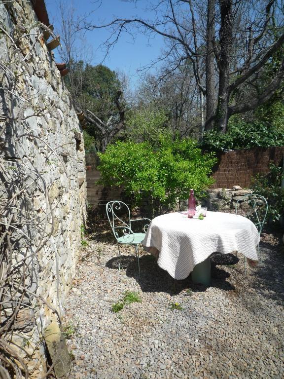 La Rose Des Vents Bed & Breakfast Montauroux Bilik gambar