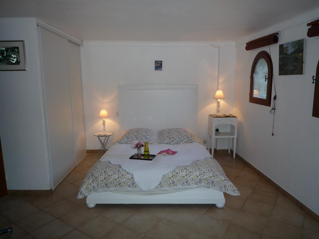 La Rose Des Vents Bed & Breakfast Montauroux Luaran gambar