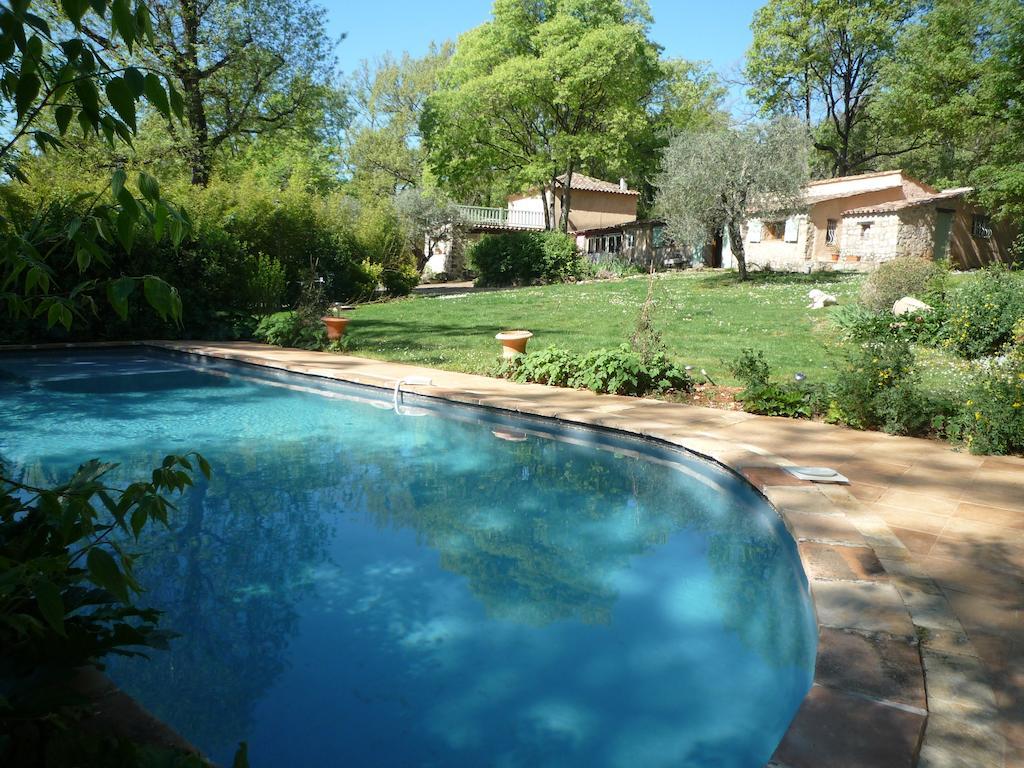 La Rose Des Vents Bed & Breakfast Montauroux Luaran gambar